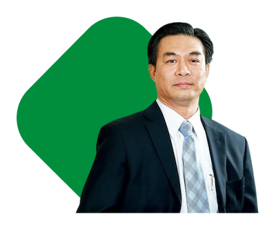 Ông: Phạm Tiến Dũng